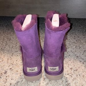 Brand new Bailey button Uggs